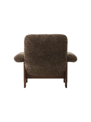 Brasilia Lounge Chair by Audo Copenhagen in Dark Stained Oak, Sheepskin Nature, High Back, Sheepskin – product photo 22 of 30