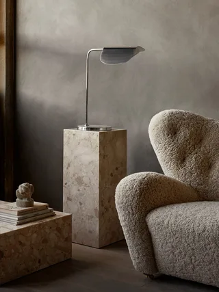 Wing Table Lamp de Audo Copenhagen – photo d’ambiance 2 sur 3