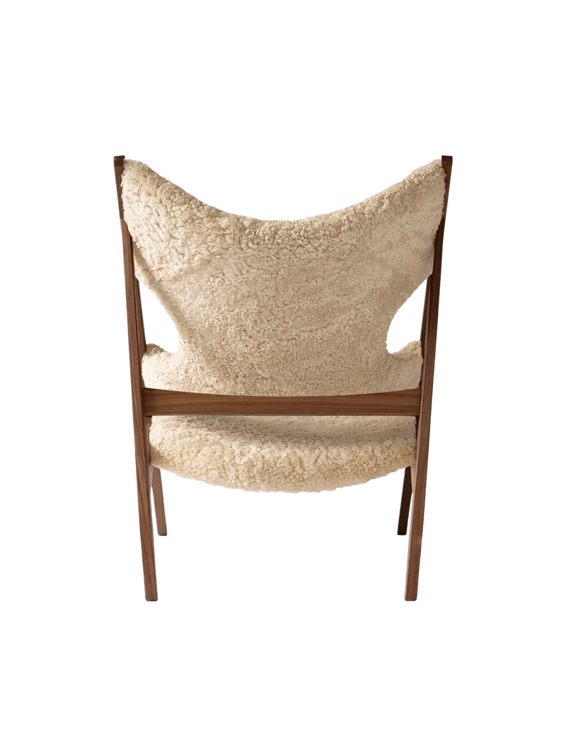 Knitting Lounge Chair de Audo Copenhagen en Sheepskin Sahara, Walnut, Sheepskin – photo du produit 32 sur 37