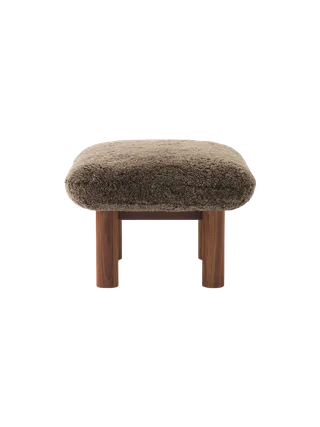 Brasilia Ottoman von Audo Copenhagen in Dark Stained Oak, Sheepskin Root, Sheepskin – Produktfoto 19 von 22