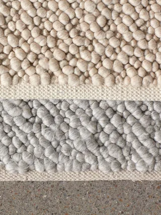 Gravel Rug by Audo Copenhagen in Grey, 200x300 cm, Grey – interior photo 2 of 3