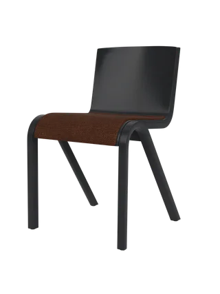 Ready Dining Chair de Audo Copenhagen en Red Stained Oak, Logan Jasmine, Seat Upholstered – photo du produit 12 sur 16