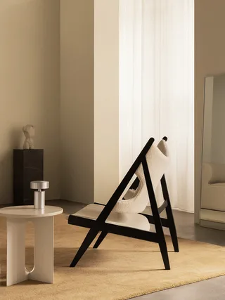 Knitting Lounge Chair by Audo Copenhagen in Black Oak – interior photo 2 of 10