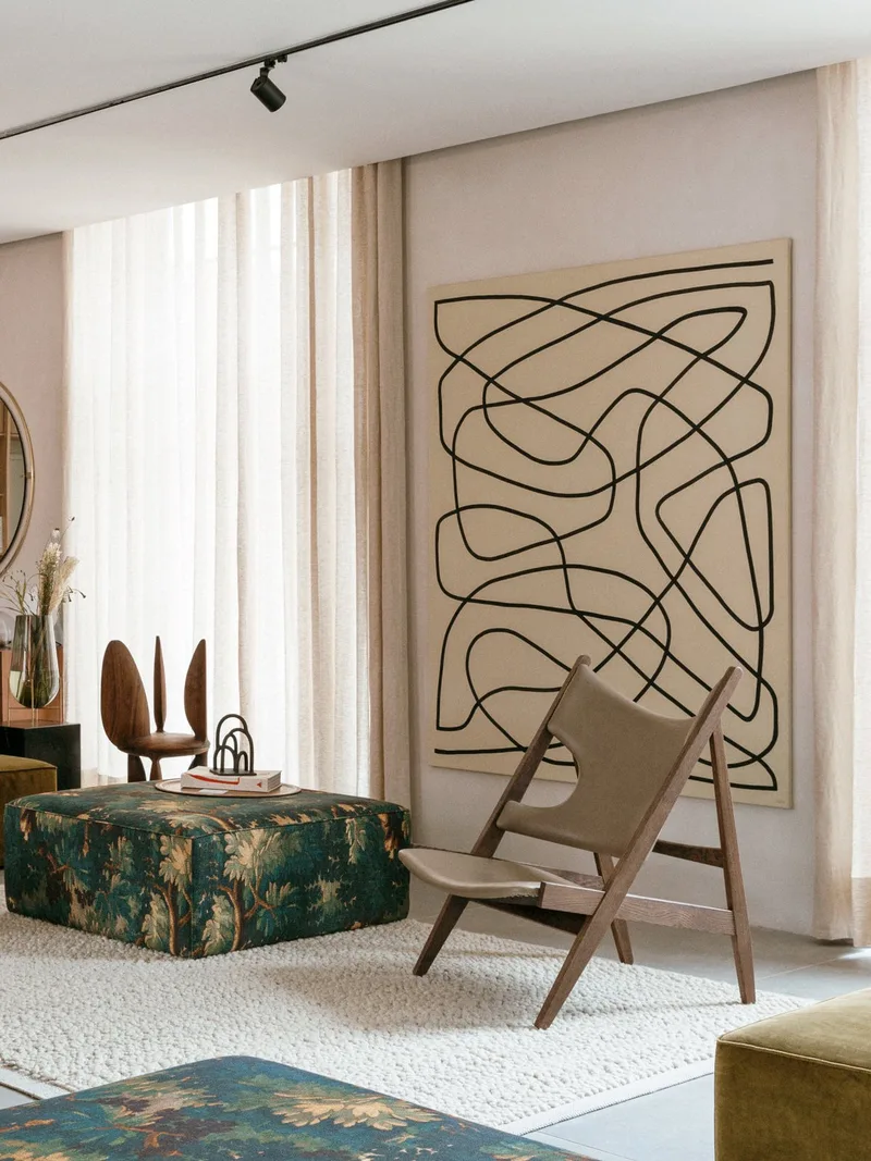 Knitting Lounge Chair de Audo Copenhagen en Natural Oak, Dunes Cognac 21000, Leather – photo d’ambiance 6 sur 17
