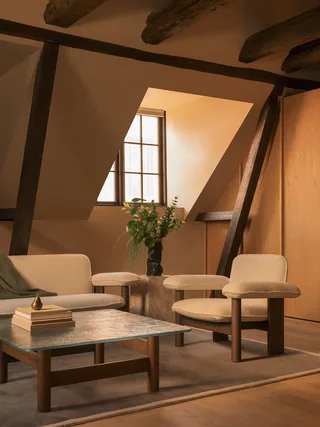 Brasilia Lounge Table by Audo Copenhagen in Natural Oak – interior photo 4 of 14