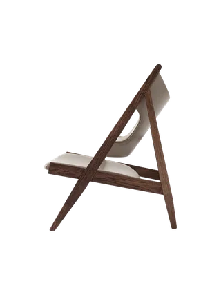 Knitting Lounge Chair de Audo Copenhagen en Natural Oak, Dunes Cognac 21000, Leather – photo du produit 13 sur 17