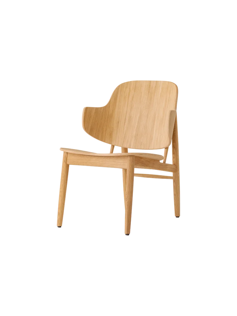 The Penguin Wooden Lounge Chair van Audo Copenhagen in Natural Oak – productfoto 3 van 7
