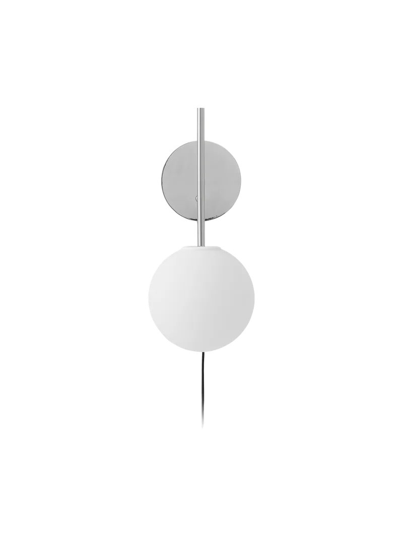 TR Bulb von Audo Copenhagen in Brushed Brass, Suspended Wall Lamp – Produktfoto 11 von 20