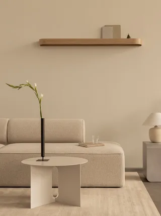 Epoch Shelf de Audo Copenhagen en 50, Natural Oak – photo d’ambiance 1 sur 2