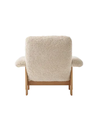 Brasilia Lounge Chair by Audo Copenhagen in Dark Stained Oak, Sheepskin Nature, High Back, Sheepskin – product photo 19 of 30
