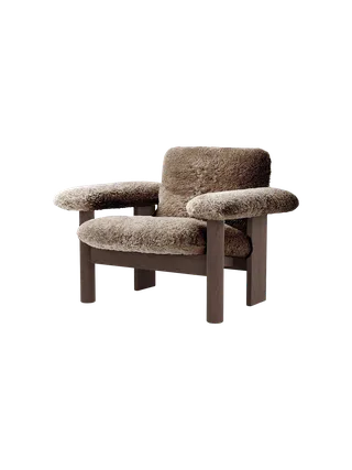Brasilia Lounge Chair by Audo Copenhagen in Walnut, Sheepskin Sahara, Low Back, Sheepskin – product photo 7 of 21