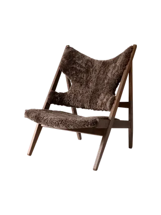 Knitting Lounge Chair de Audo Copenhagen en Sheepskin Sahara, Walnut, Sheepskin – photo du produit 29 sur 37