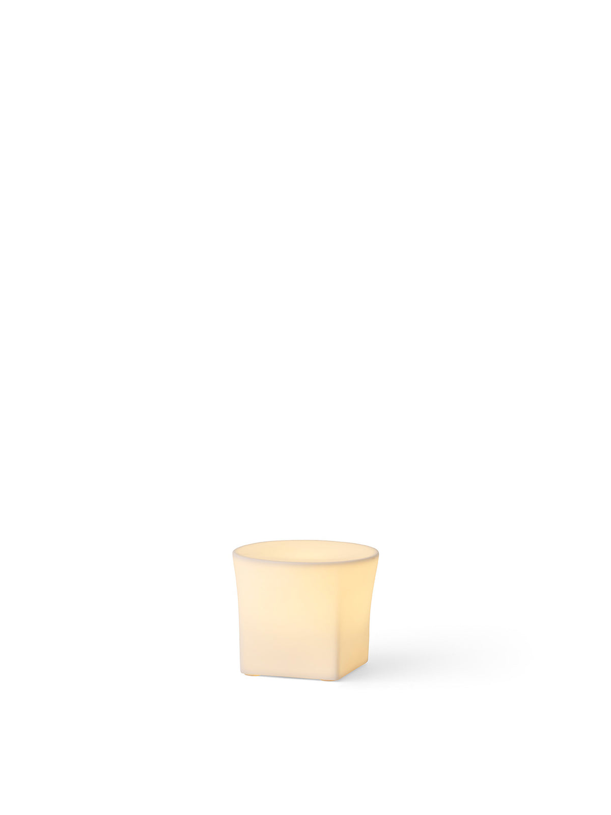 Ignus Flameless Candle by Audo Copenhagen in H8 – product photo