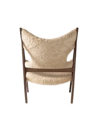 Knitting Lounge Chair de Audo Copenhagen en Sheepskin Sahara, Walnut, Sheepskin – photo du produit 26 sur 37