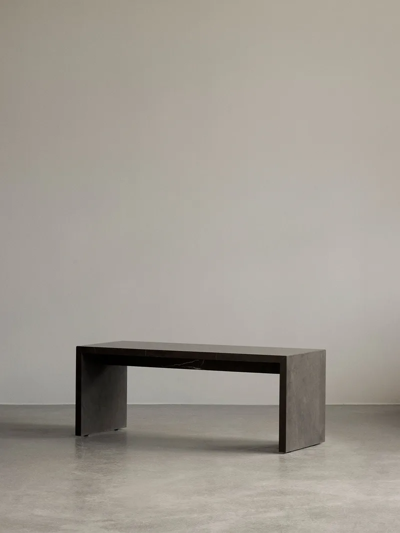 Plinth Bridge von Audo Copenhagen in Grey Galaxy Marble – Produktfoto 1 von 8