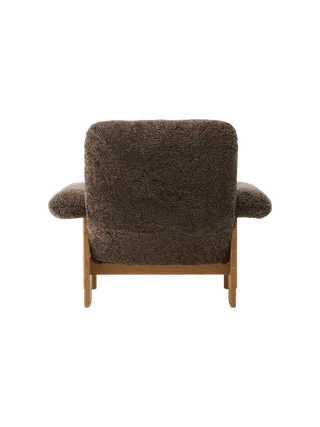 Brasilia Lounge Chair by Audo Copenhagen in Dark Stained Oak, Sheepskin Nature, High Back, Sheepskin – product photo 20 of 30