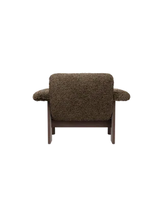 Brasilia Lounge Chair by Audo Copenhagen in Walnut, Sheepskin Sahara, Low Back, Sheepskin – product photo 19 of 21