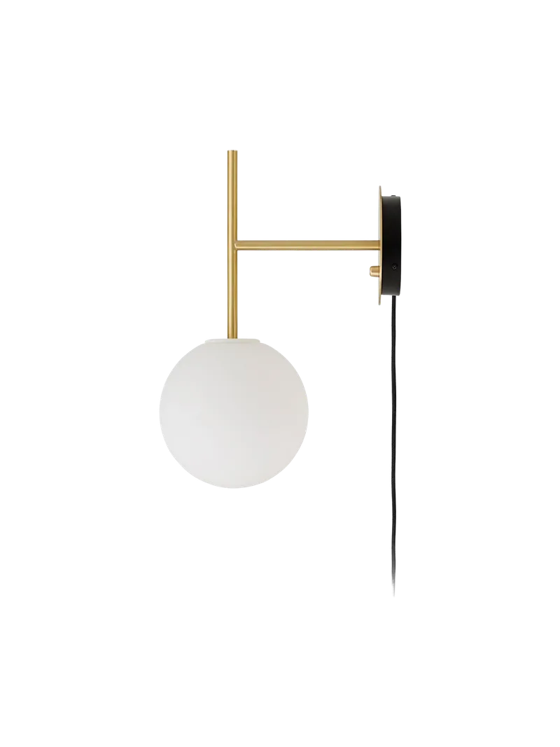 TR Bulb von Audo Copenhagen in Brushed Brass, Suspended Wall Lamp – Produktfoto 19 von 20