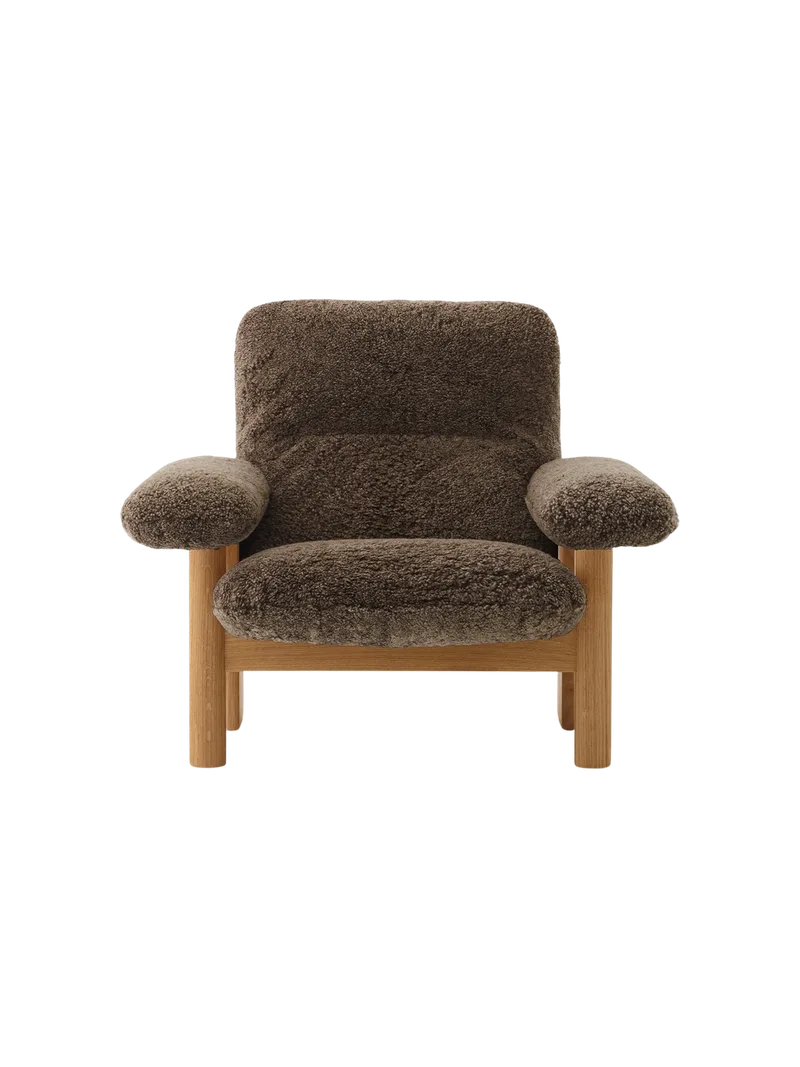 Brasilia Lounge Chair by Audo Copenhagen in Dark Stained Oak, Sheepskin Nature, High Back, Sheepskin – product photo 21 of 30