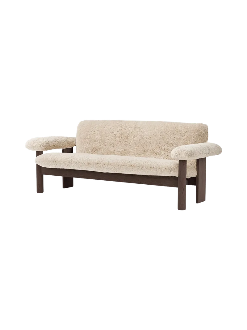 Brasilia Sofa van Audo Copenhagen in Walnut, Sheepskin Root, Sheepskin – productfoto 7 van 20
