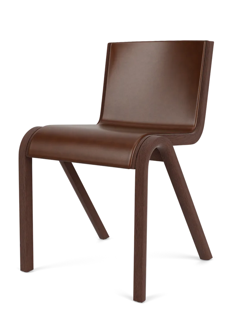 Ready Dining Chair de Audo Copenhagen en Red Stained Oak, Sierra 1001, Front Upholstered – photo du produit 18 sur 19