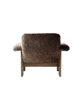 Brasilia Lounge Chair by Audo Copenhagen in Walnut, Sheepskin Sahara, Low Back, Sheepskin – product photo 17 of 21