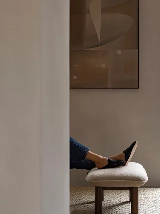 Brasilia Ottoman by Audo Copenhagen in Natural Oak, Audo Bouclé 02, Textile – interior photo 2 of 3