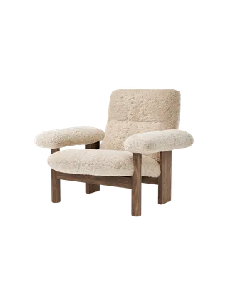 Brasilia Lounge Chair by Audo Copenhagen in Dark Stained Oak, Sheepskin Nature, High Back, Sheepskin – product photo 7 of 30