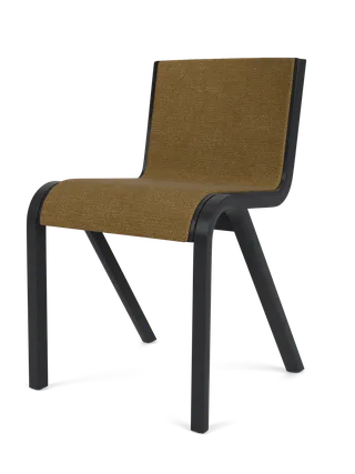 Ready Dining Chair de Audo Copenhagen en Red Stained Oak, Sierra 1001, Front Upholstered – photo du produit 16 sur 19