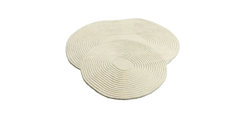 Zen Vloerkleed Shaped Zen by BOLIA in Creme, 140 × 145 cm – product photo
