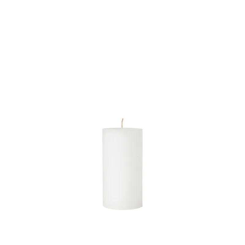 Rustic Pillar Candle von Broste Copenhagen – Produktfoto