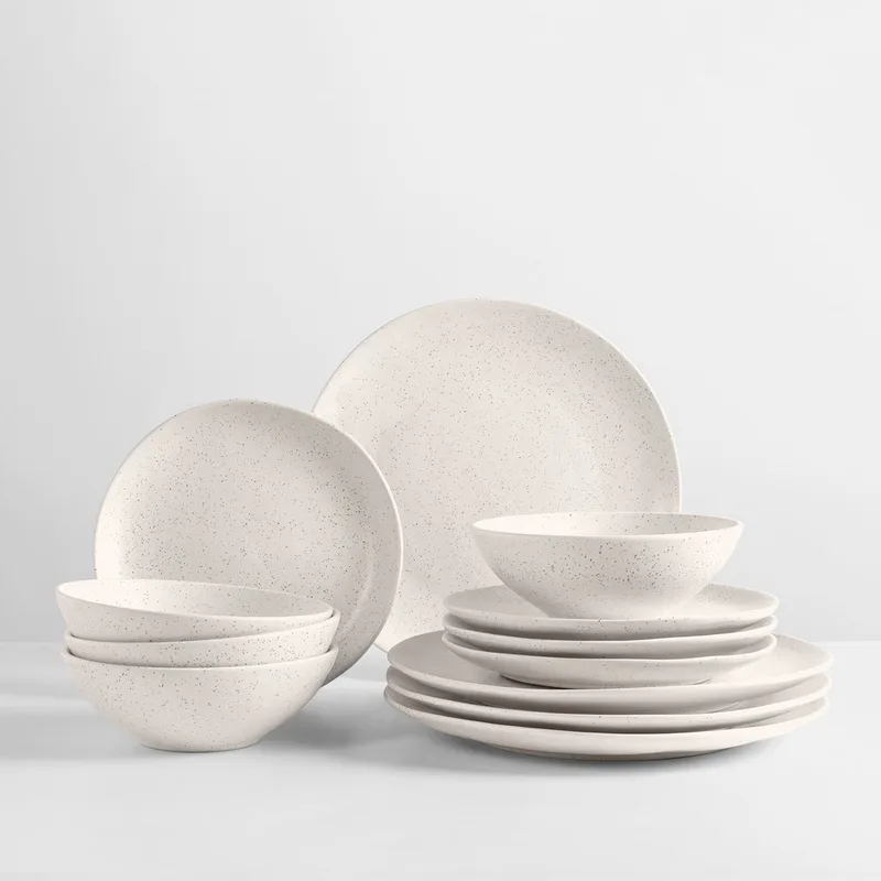 Nordic Vanilla Dinner Set for Four van Broste Copenhagen – productfoto