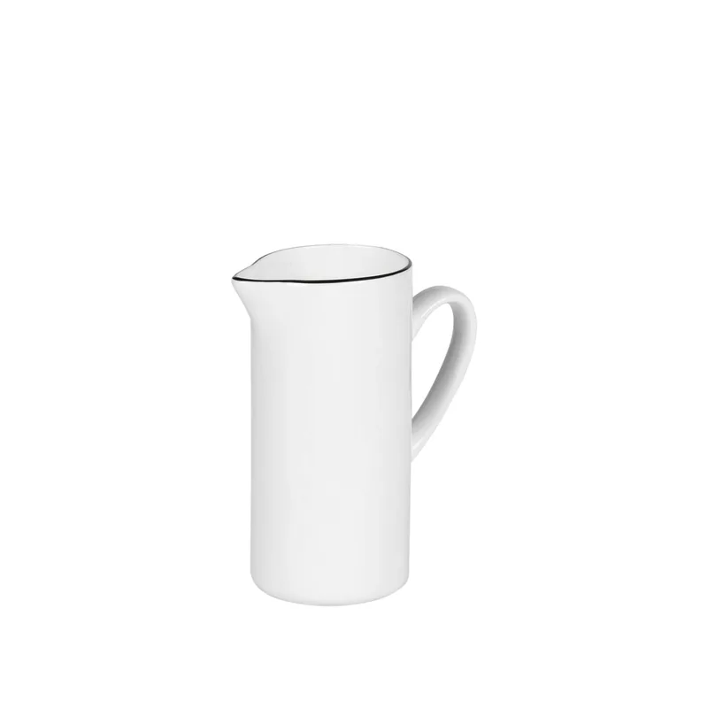 Salt Milk jug van Broste Copenhagen – productfoto