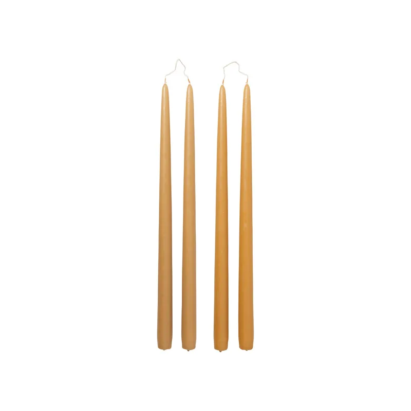 Smooth Taper Candle van Broste Copenhagen – productfoto