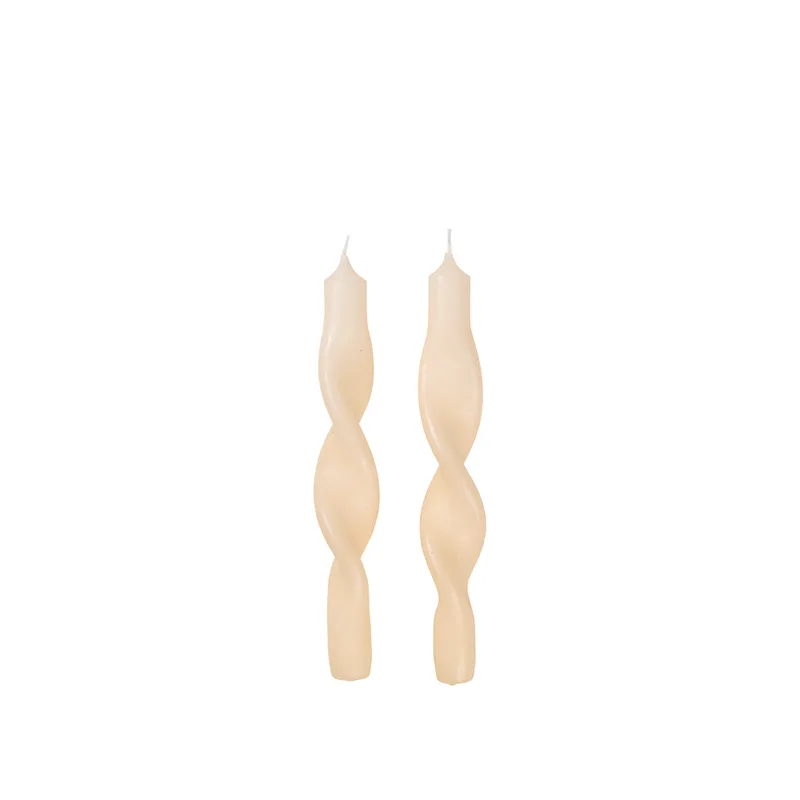 Twist Taper Candle von Broste Copenhagen – Produktfoto