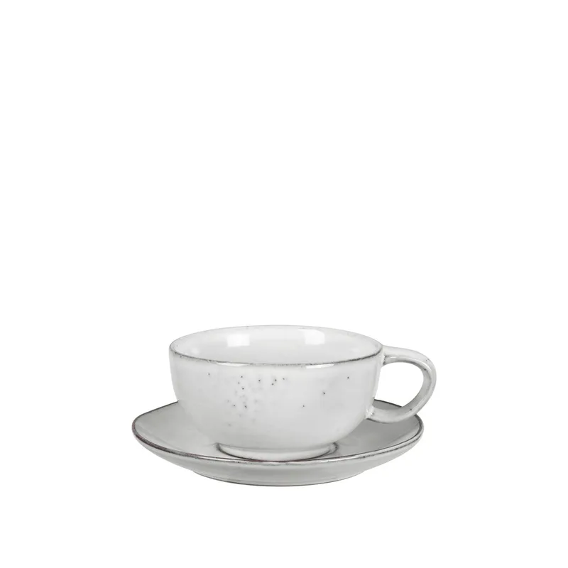 Nordic Sand Cup with saucer von Broste Copenhagen – Produktfoto