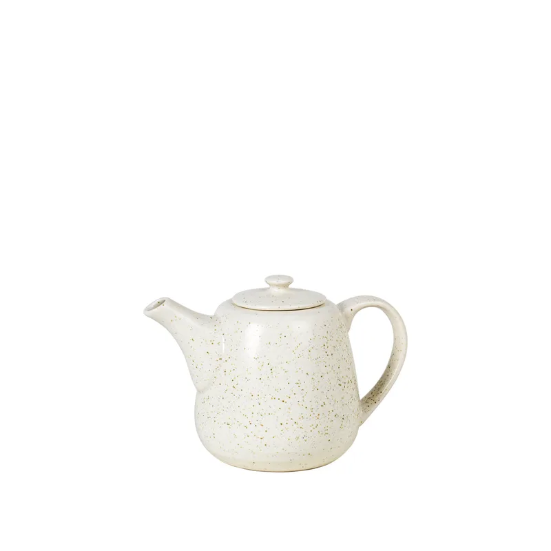 Nordic Vanilla Tea Pot For One by Broste Copenhagen – product photo