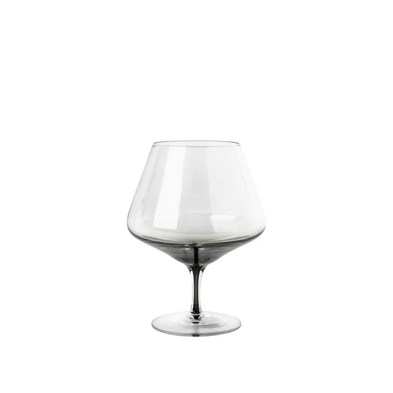 Smoke Cognac glass van Broste Copenhagen – productfoto