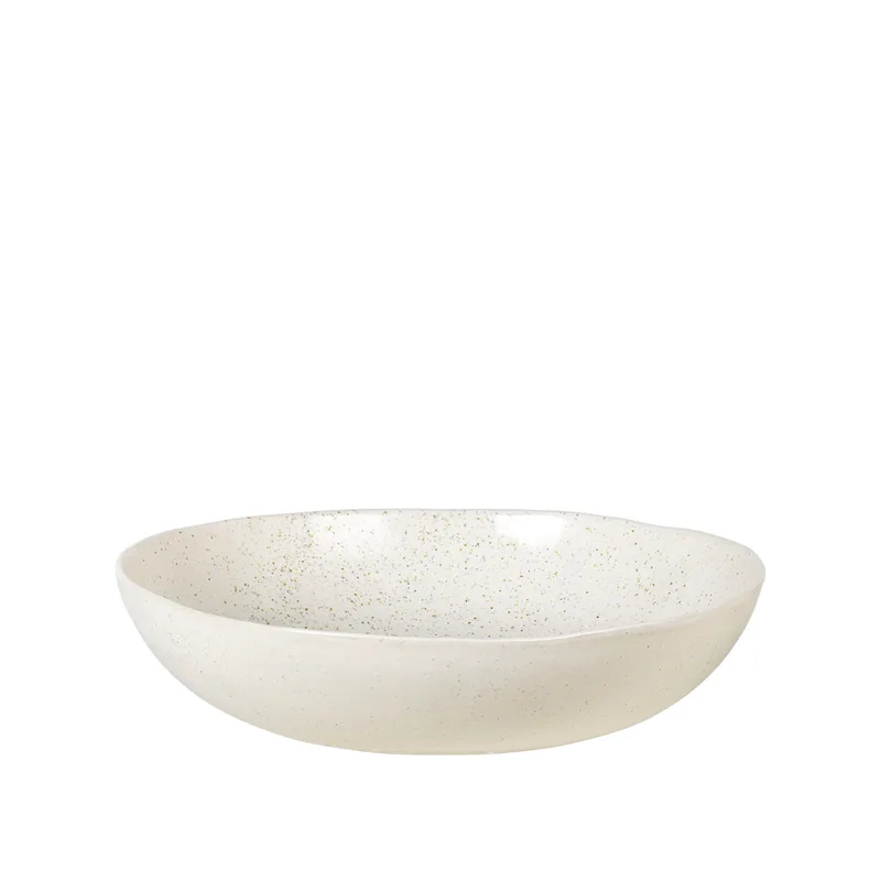Nordic Vanilla Salad bowl van Broste Copenhagen – productfoto