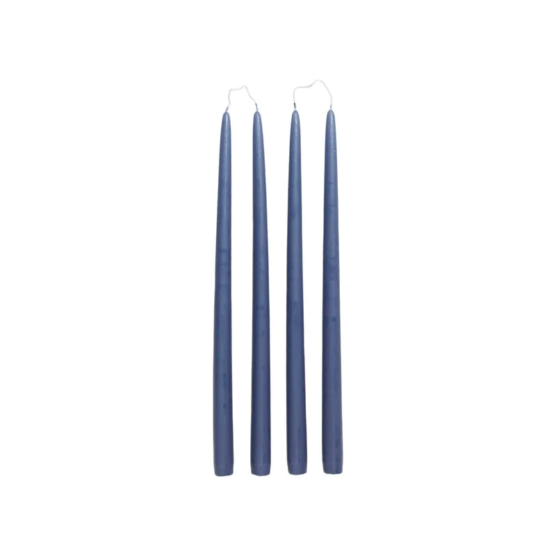 Smooth Taper Candle van Broste Copenhagen – productfoto
