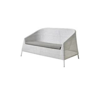 Kingston 2-seater sofa van Cane-line in White grey, small round Weave, Taupe, Natté w/QuickDry & Airflow – productfoto 2 van 2