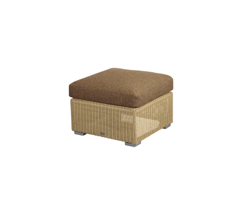 Chester footstool/coffee table by Cane-line in Natural, large round Weave, Umber brown, Rise w/QuickDry & Airflow – product photo