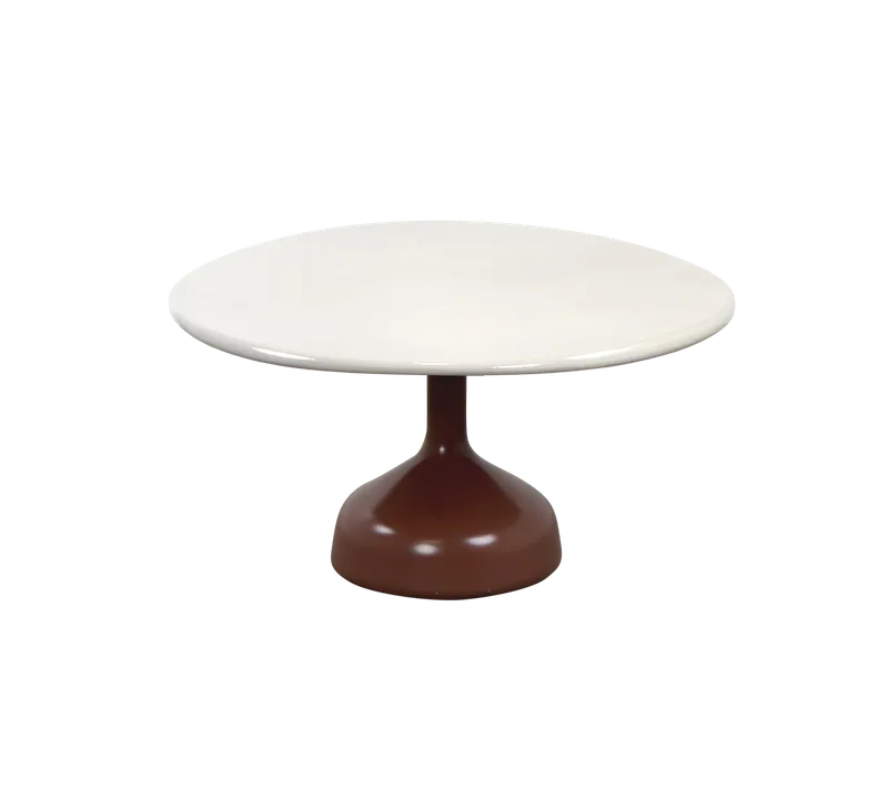 Glaze coffee table, large by Cane-line in Burgundy, semi glossy aluminium, Sand, lava stone glazed – product photo