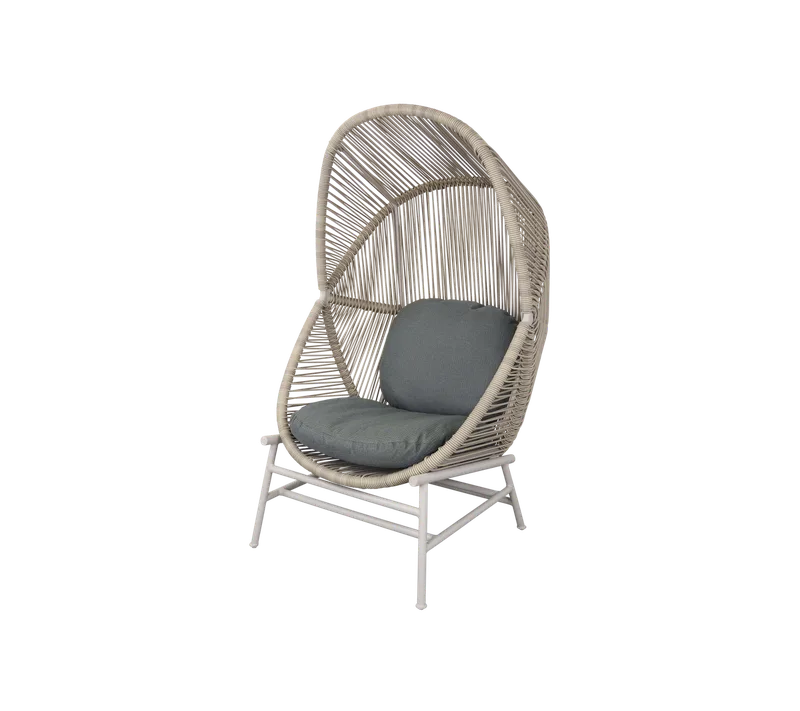 Hive chair by Cane-line in Sand, small round core Weave, Sand, Aluminium, Light green, Link w/QuickDry & Airflow – product photo