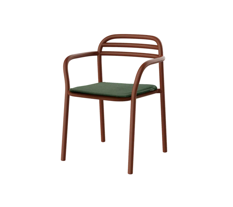 Bliss armchair von Cane-line in Desert red, aluminium, Light green, Delight w/QuickDry & Airflow – Produktfoto