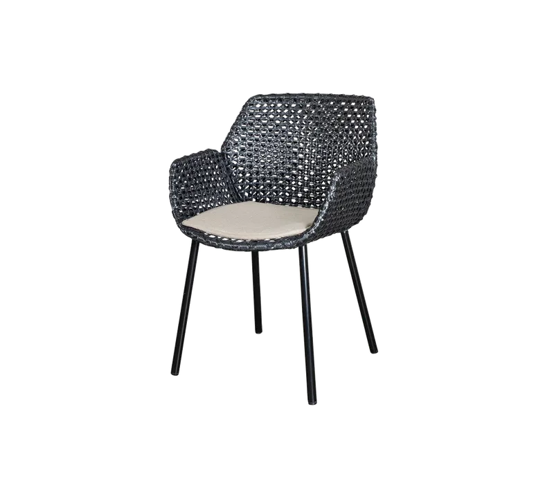Vibe chair von Cane-line in Black/graphite, small cross peel Weave, Sand, Natté – Produktfoto