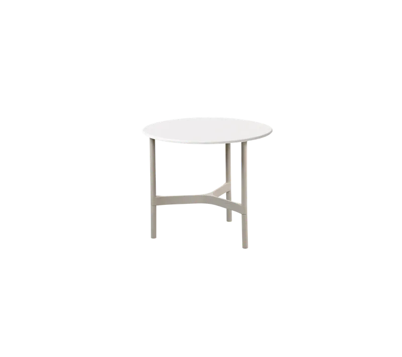 Twist coffee table, small von Cane-line in Sand, Aluminium, Fossil black, ceramic – Produktfoto