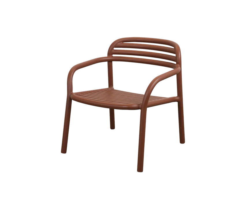 Bliss lounge chair van Cane-line in Desert red, aluminium, Geen – productfoto
