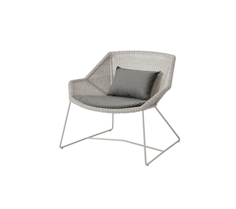 Breeze lounge chair by Cane-line in Sand, small round Weave, Taupe, Natté – product photo