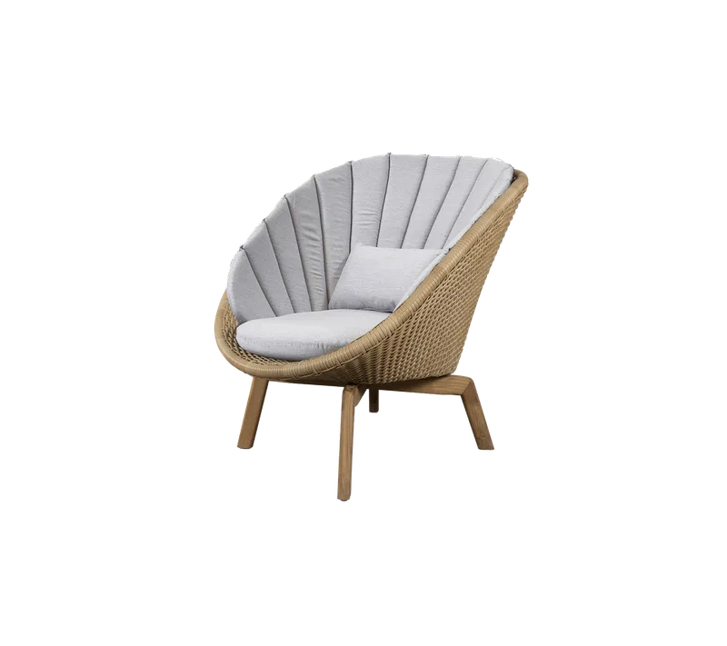 Peacock lounge chair by Cane-line in Natural, large flat peel Weave w/teak, Light grey, Natté w/QuickDry & Airflow – product photo 2 of 2